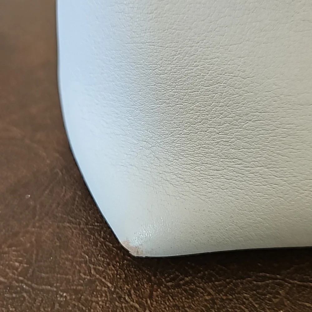 Handbag - Picture 3 of 9